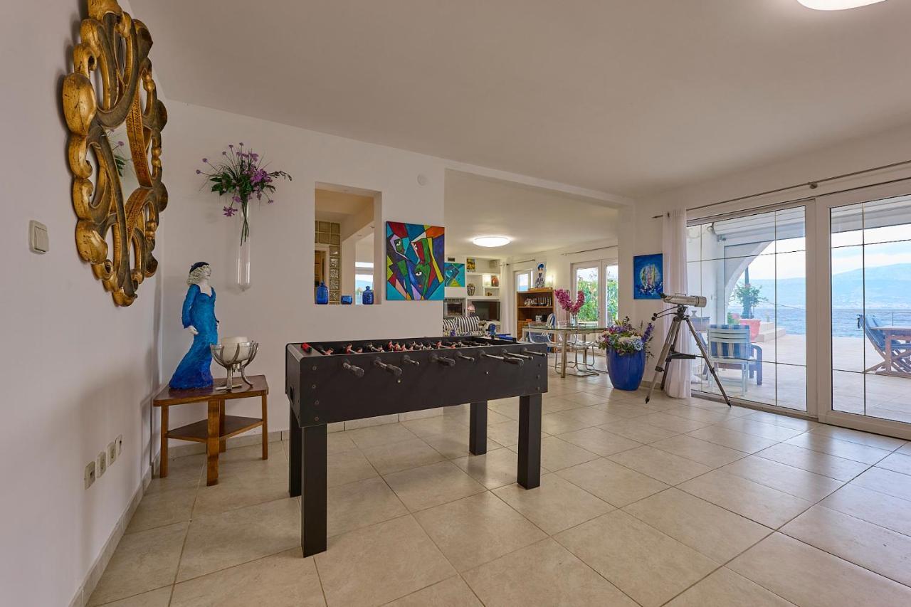 Villa Unique Sur La Plage Pour Des Vacances Inoubliables En Famille Ou Entre Amis Pour 10 Personnes Slatine Zewnętrze zdjęcie