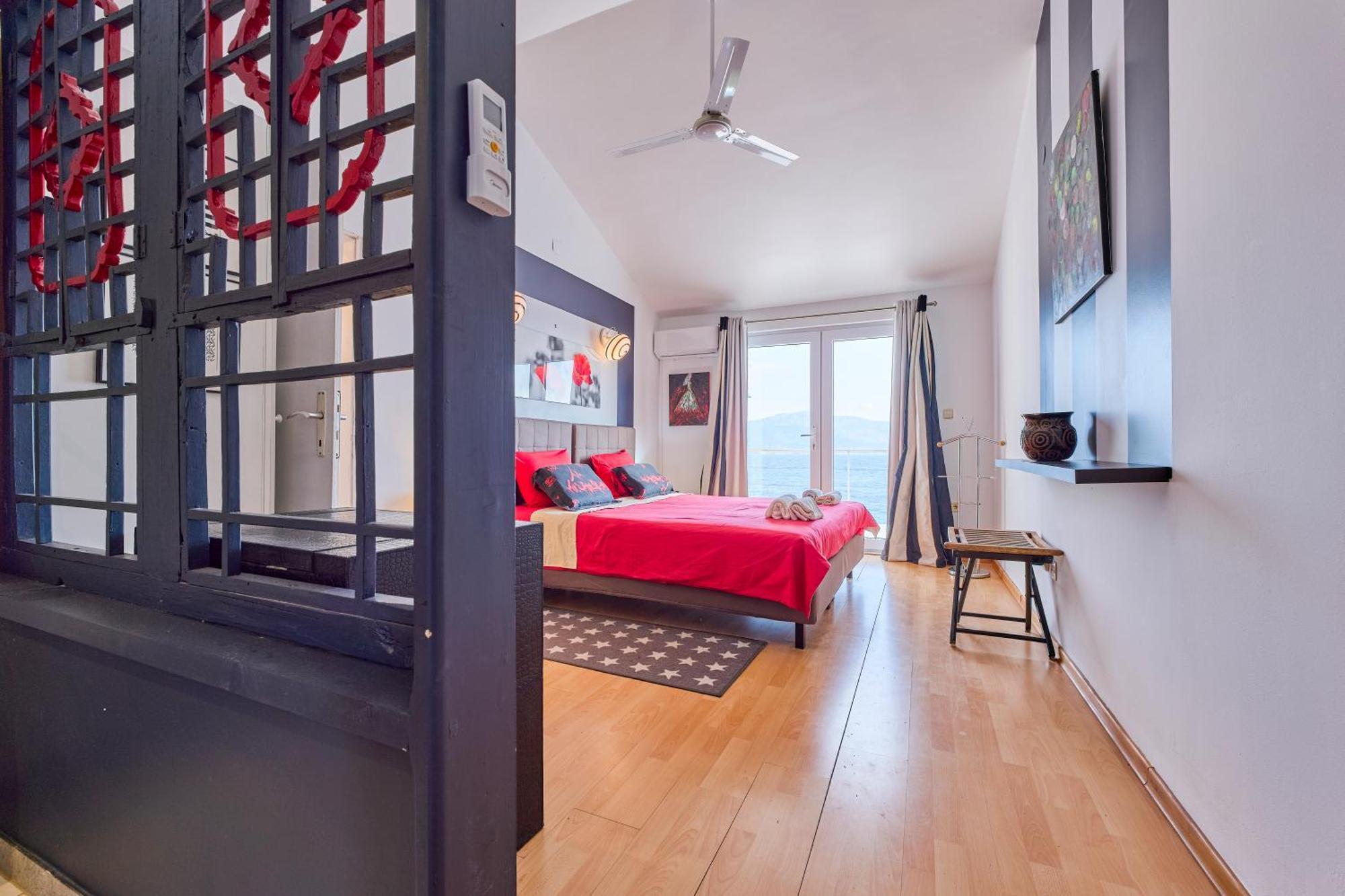 Villa Unique Sur La Plage Pour Des Vacances Inoubliables En Famille Ou Entre Amis Pour 10 Personnes Slatine Zewnętrze zdjęcie